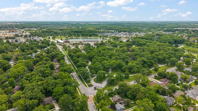 504 S Court Street, Crown Point, IN 46307