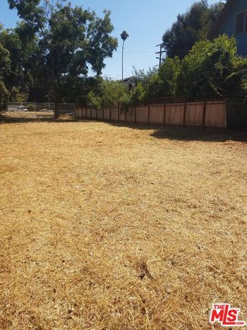 2154 W 24TH Street, Los Angeles, CA 90018