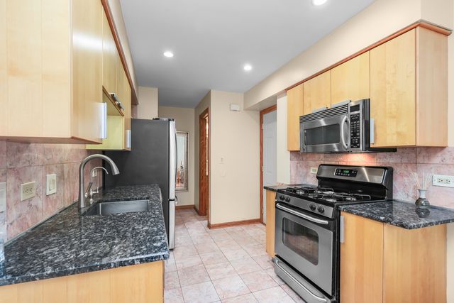334 Plumwood Court 334, Vernon Hills, IL 60061