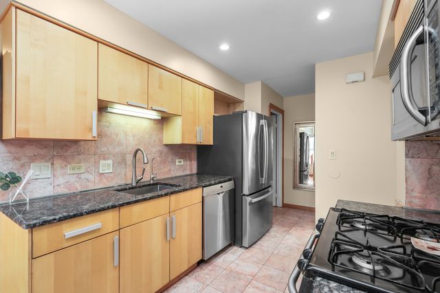 334 Plumwood Court 334, Vernon Hills, IL 60061