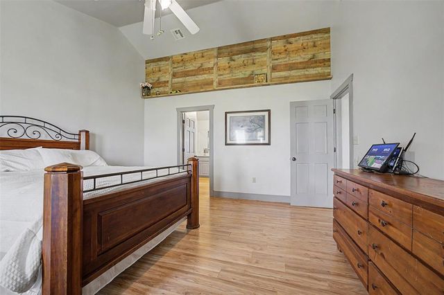 7576 E Maguire Road, Noble, OK 73068