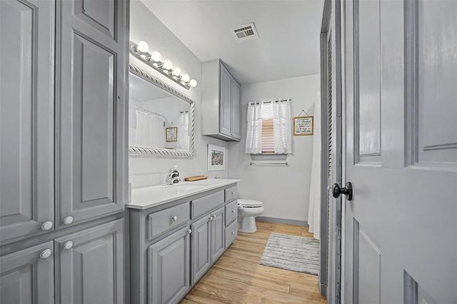 7576 E Maguire Road, Noble, OK 73068