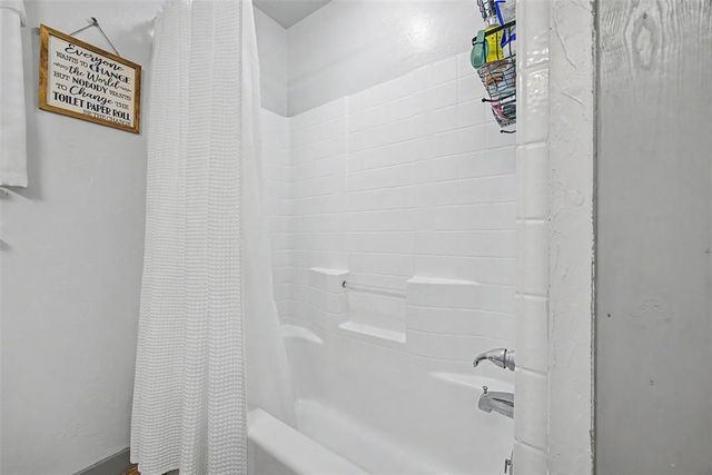 7576 E Maguire Road, Noble, OK 73068
