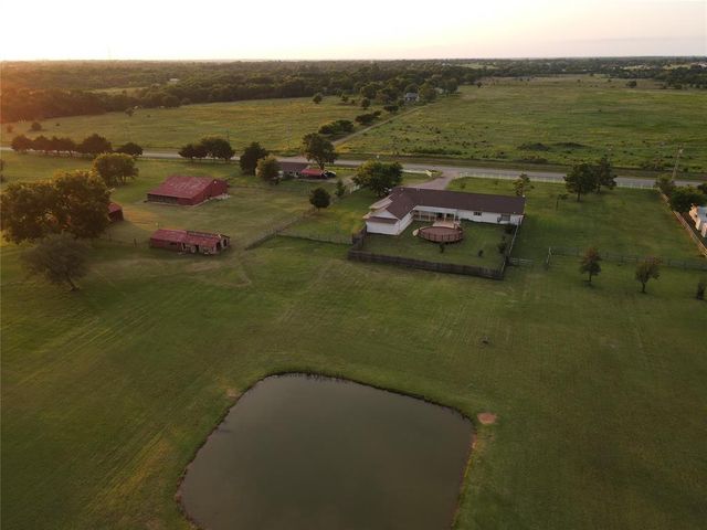 7576 E Maguire Road, Noble, OK 73068