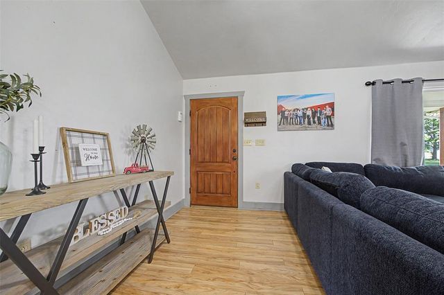7576 E Maguire Road, Noble, OK 73068
