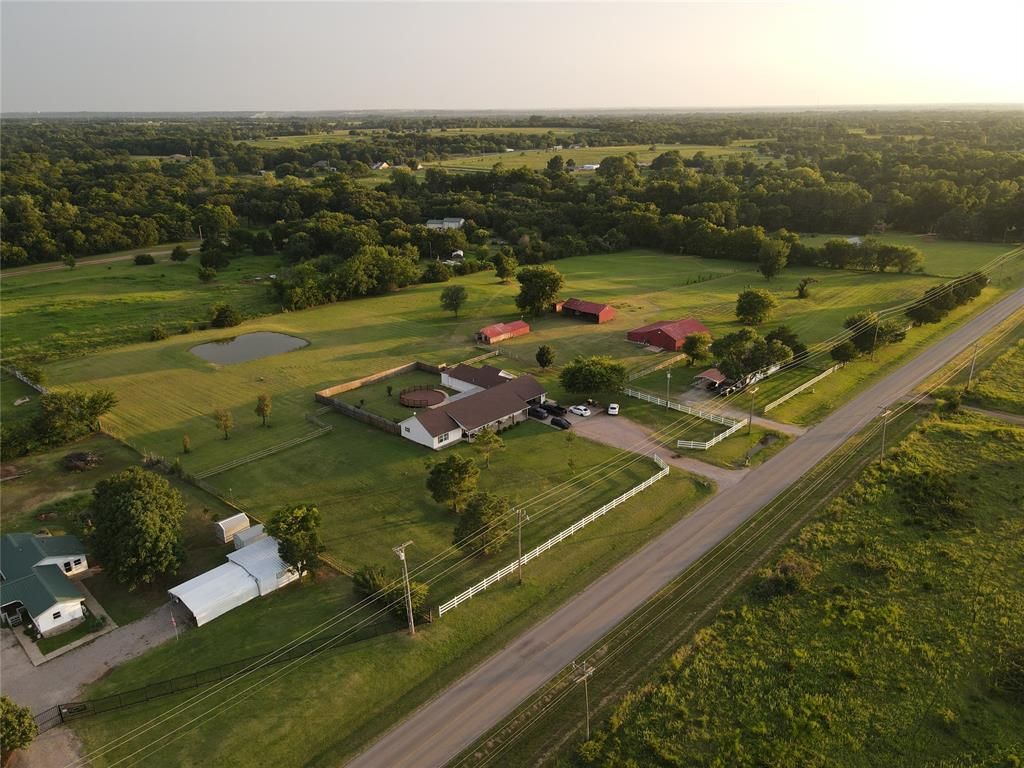 7576 E Maguire Road, Noble, OK 73068