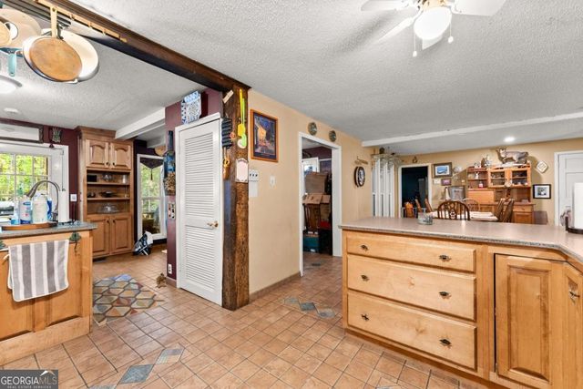 221 Shallowford Drive, Gainesville, GA 30504