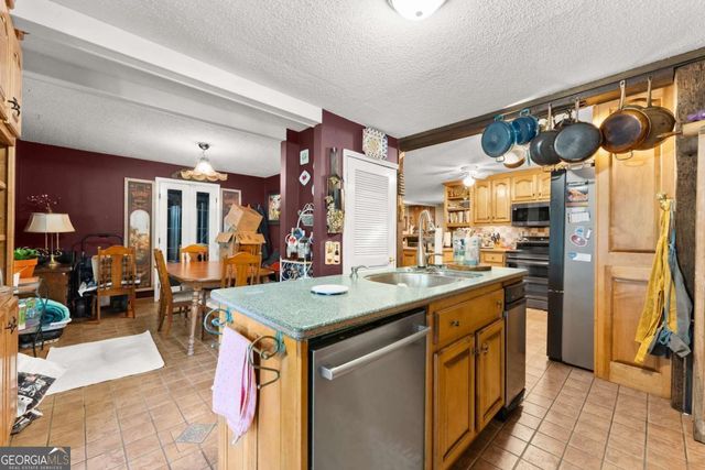 221 Shallowford Drive, Gainesville, GA 30504