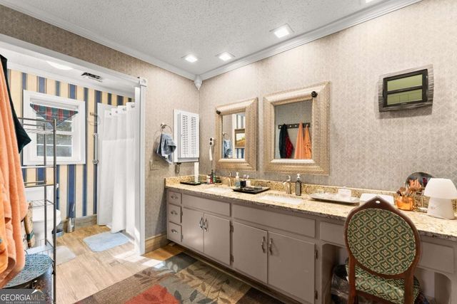 221 Shallowford Drive, Gainesville, GA 30504