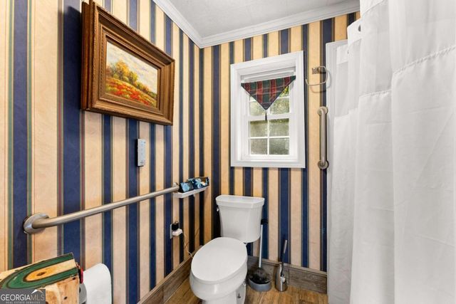 221 Shallowford Drive, Gainesville, GA 30504