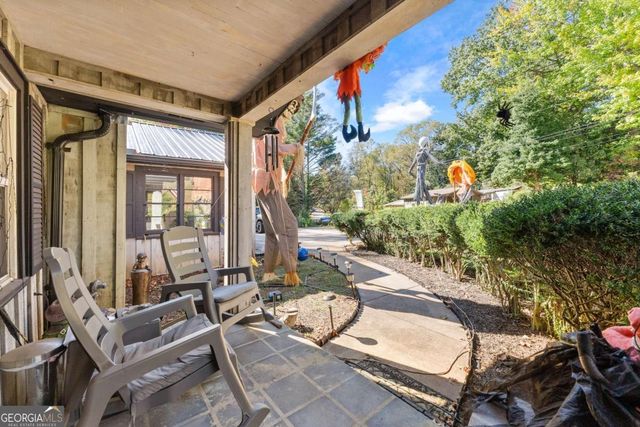 221 Shallowford Drive, Gainesville, GA 30504