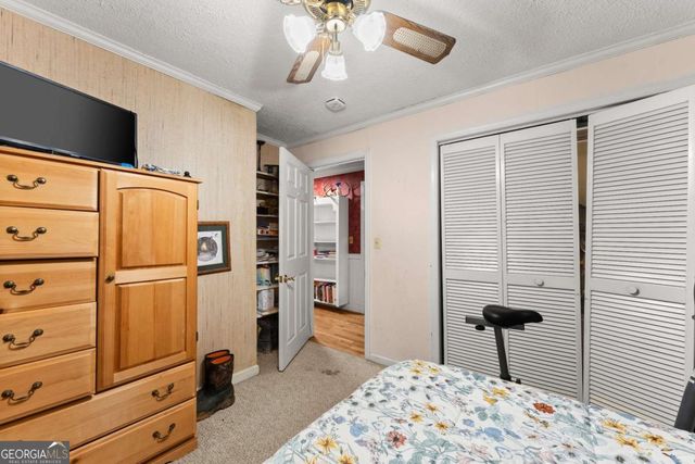 221 Shallowford Drive, Gainesville, GA 30504