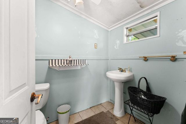 221 Shallowford Drive, Gainesville, GA 30504