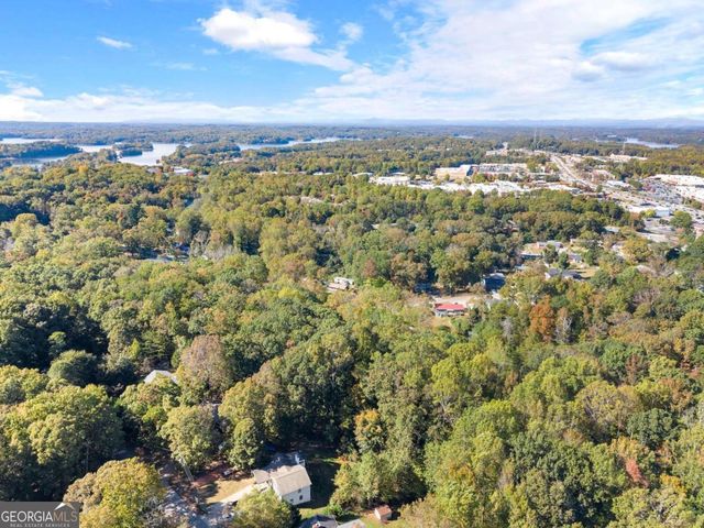 221 Shallowford Drive, Gainesville, GA 30504