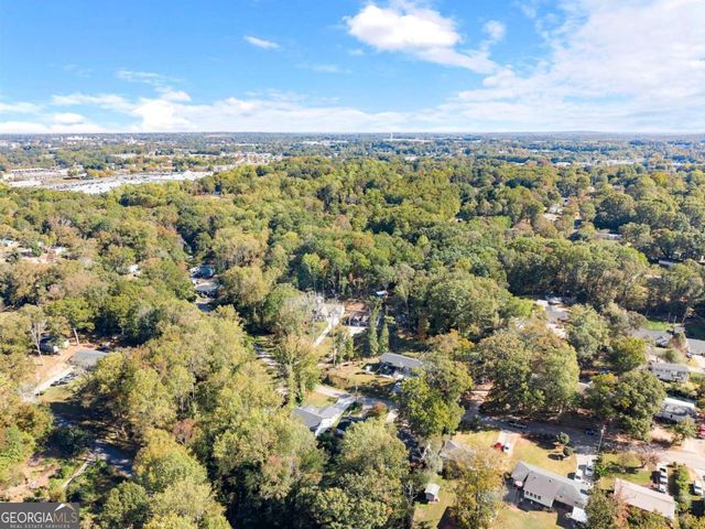 221 Shallowford Drive, Gainesville, GA 30504