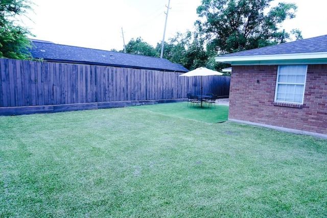 7818 Avenue F, Houston, TX 77012