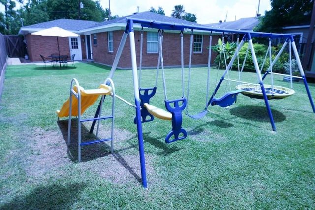 7818 Avenue F, Houston, TX 77012