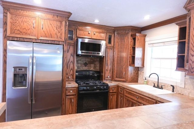 7818 Avenue F, Houston, TX 77012