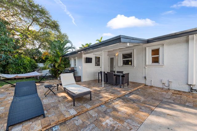 408 NW 29th Street, Wilton Manors, FL 33311