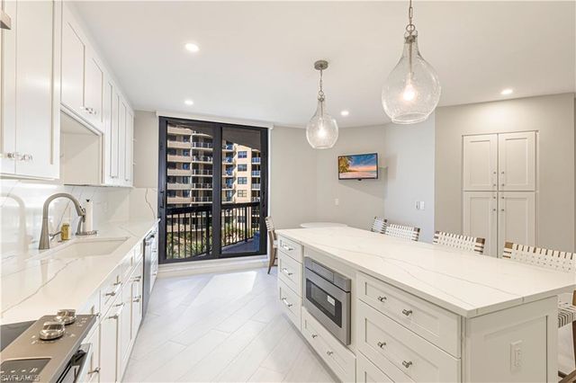 220 S Collier BLVD # 406, Marco Island, FL 34145