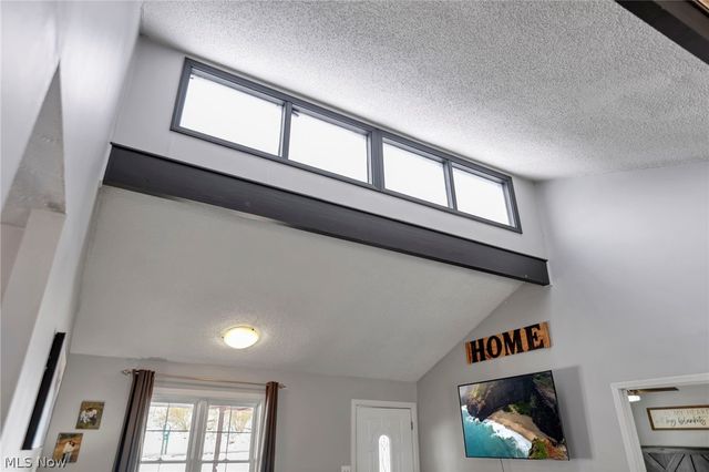 145 Valley Gem Drive, Zanesville, OH 43701