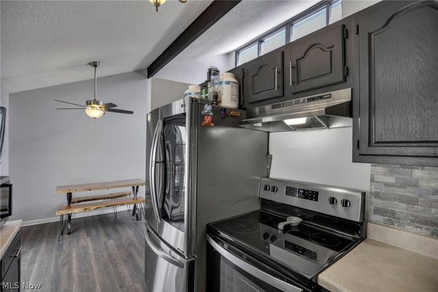 145 Valley Gem Drive, Zanesville, OH 43701