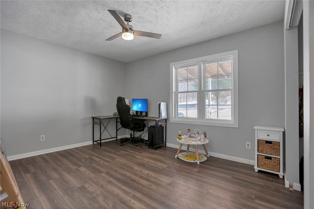 145 Valley Gem Drive, Zanesville, OH 43701