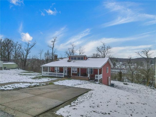 145 Valley Gem Drive, Zanesville, OH 43701