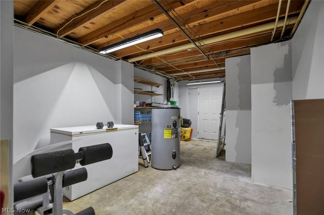 145 Valley Gem Drive, Zanesville, OH 43701