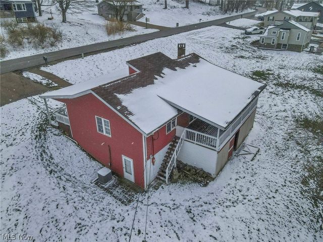 145 Valley Gem Drive, Zanesville, OH 43701