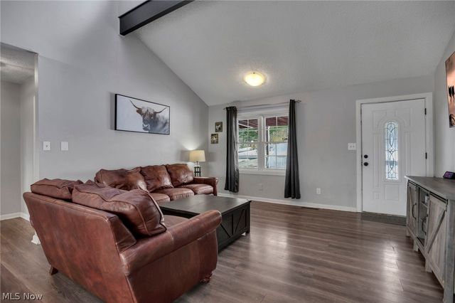 145 Valley Gem Drive, Zanesville, OH 43701