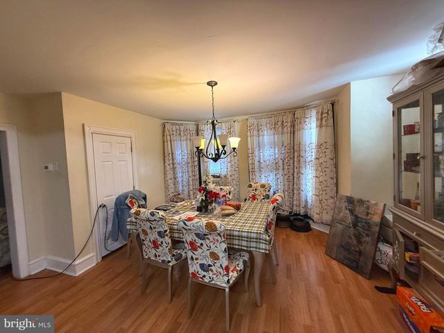 212 N MAPLE AVE, Lansdowne, PA 19050