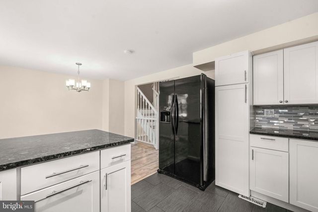 5241 SAINT GENEVIEVE PL, Alexandria, VA 22315