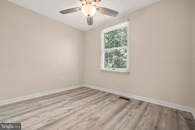 5241 SAINT GENEVIEVE PL, Alexandria, VA 22315