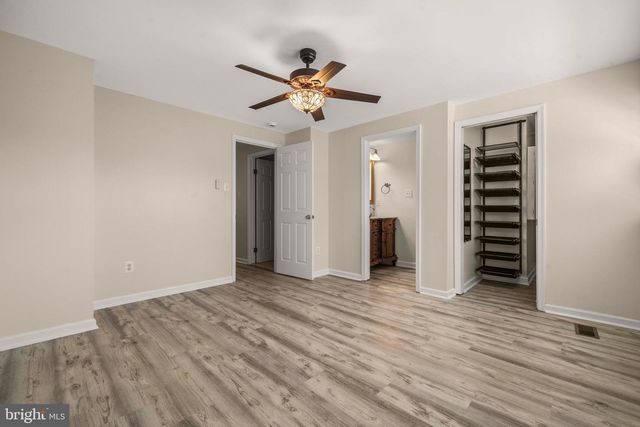 5241 SAINT GENEVIEVE PL, Alexandria, VA 22315