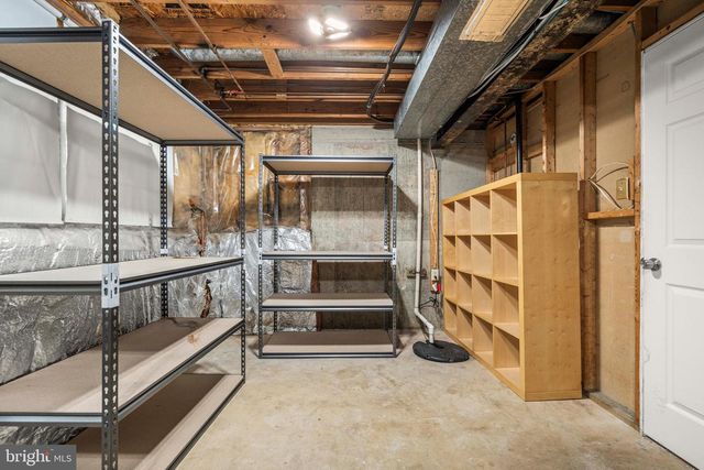 5241 SAINT GENEVIEVE PL, Alexandria, VA 22315