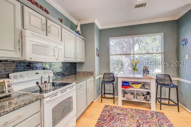 5 Pelot Ct, Bluffton, SC 29909