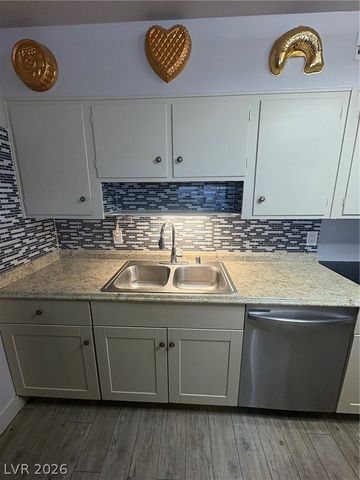 4529 Pacyna Street, Las Vegas, NV 89122