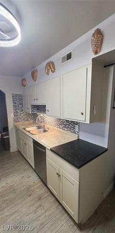 4529 Pacyna Street, Las Vegas, NV 89122