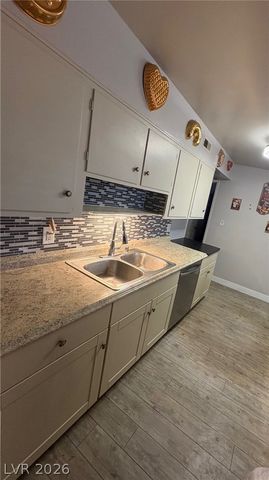 4529 Pacyna Street, Las Vegas, NV 89122