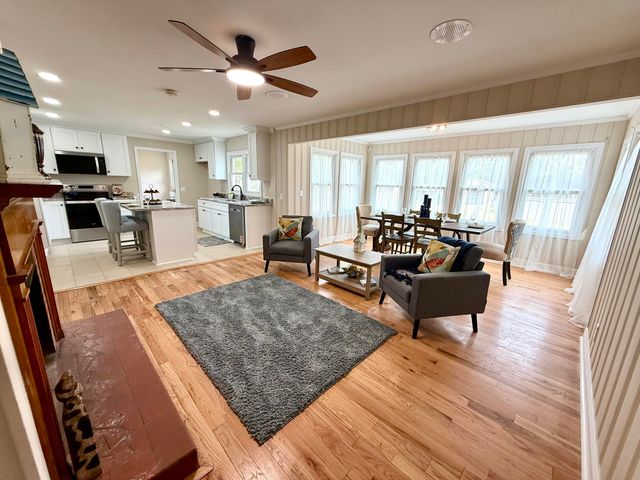 3104 Chris Drive, Dalzell, SC 29040