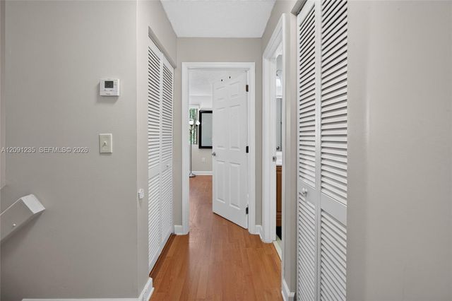 6205 Kendale Lakes Circle 281, Miami, FL 33183