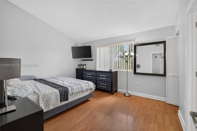 6205 Kendale Lakes Circle 281, Miami, FL 33183