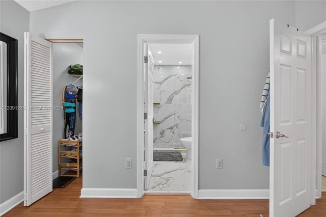 6205 Kendale Lakes Circle 281, Miami, FL 33183