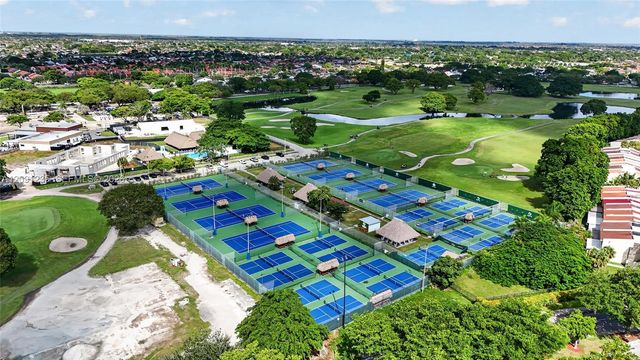 6205 Kendale Lakes Circle 281, Miami, FL 33183
