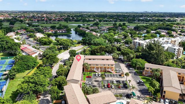 6205 Kendale Lakes Circle 281, Miami, FL 33183