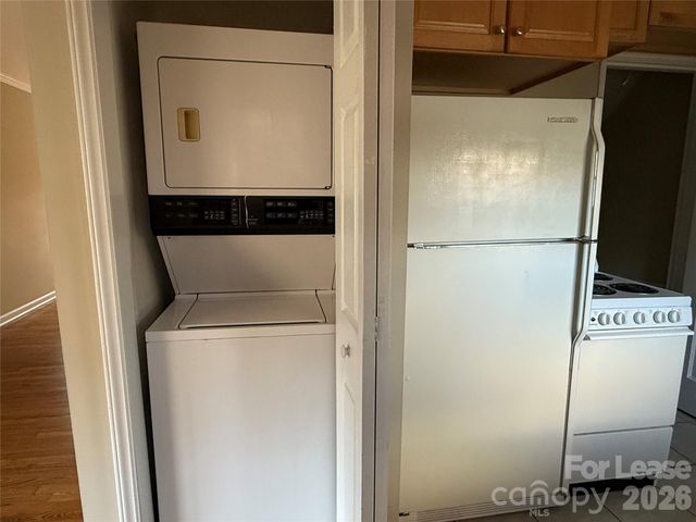 524 Wakefield Drive, Charlotte, NC 28209