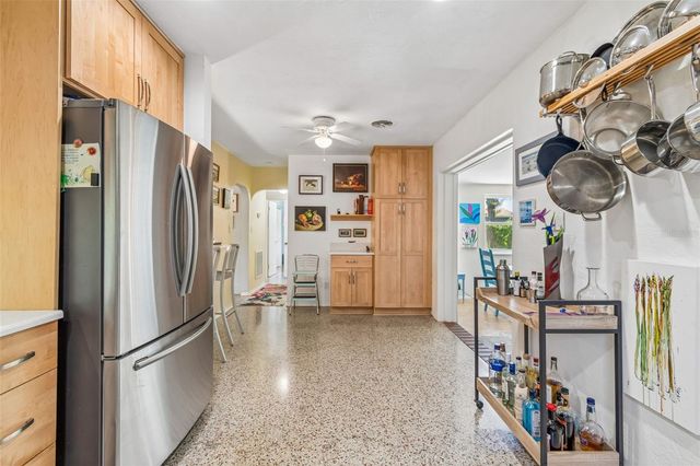 6214 8TH AVENUE S, Gulfport, FL 33707