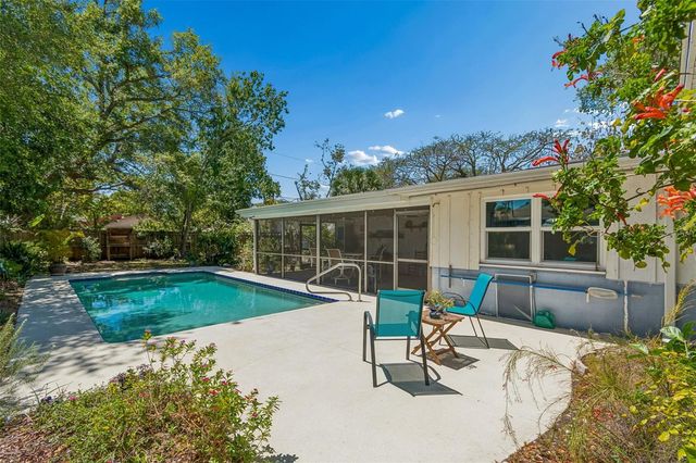 6214 8TH AVENUE S, Gulfport, FL 33707