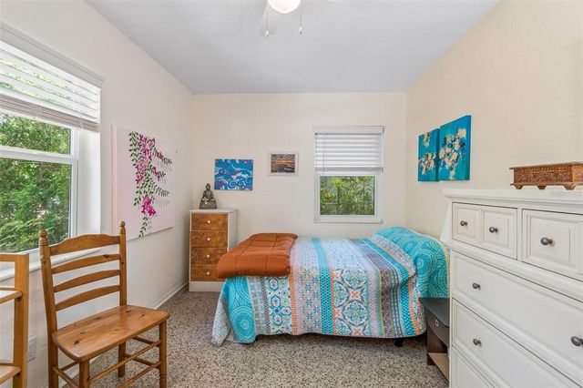 6214 8TH AVENUE S, Gulfport, FL 33707